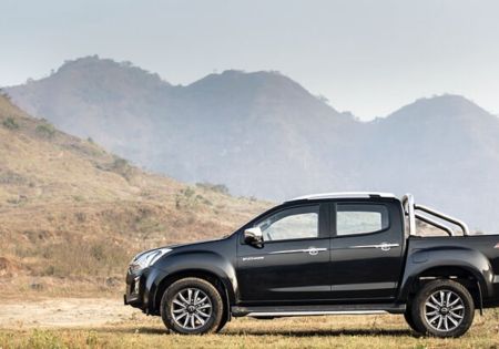 ISUZU DMAX DUBBELE CABINE